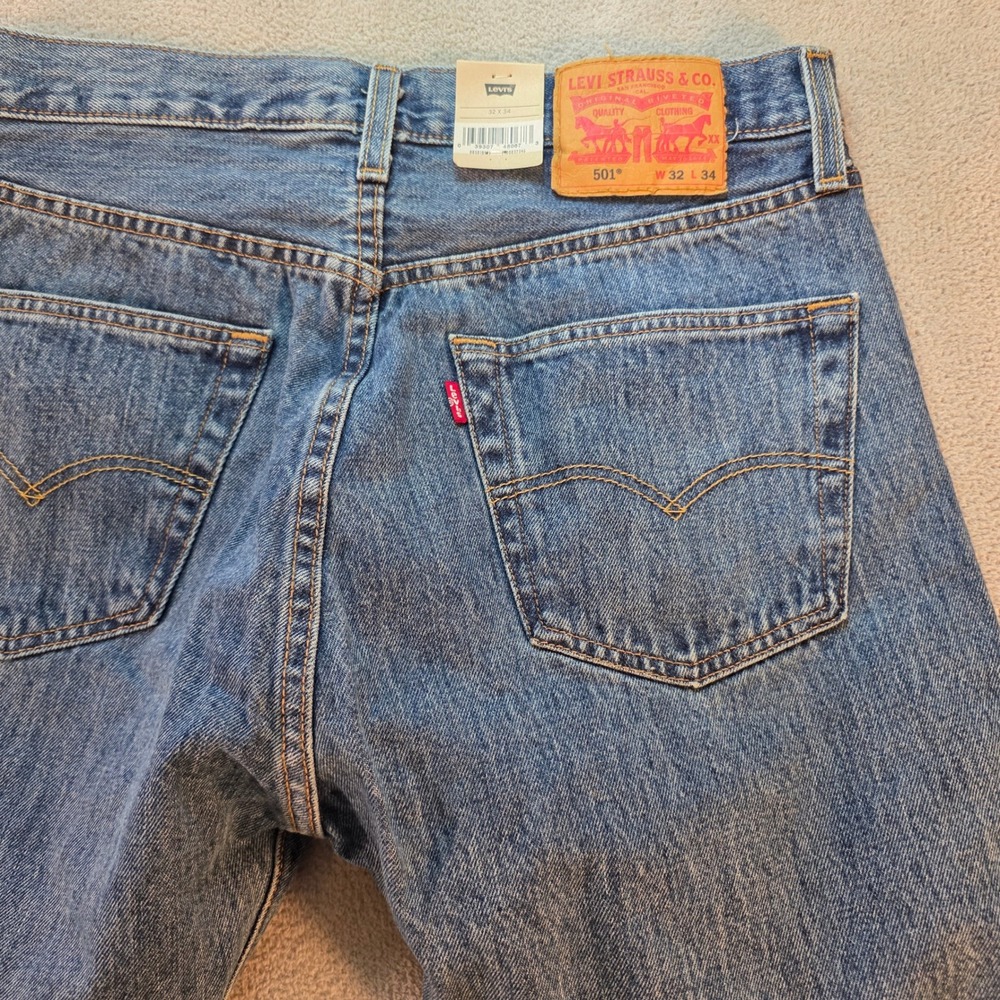 Levis 501 Original Mens Straight Leg Blue Denim Jeans 32x34 00501-0193 NWT - Picture 7 of 7